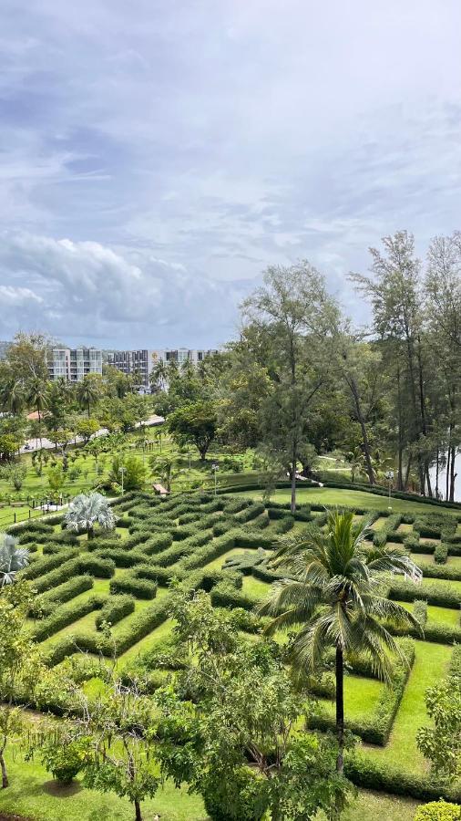 Sky Park Laguna 1Bdr Lake View Таланг Екстериор снимка